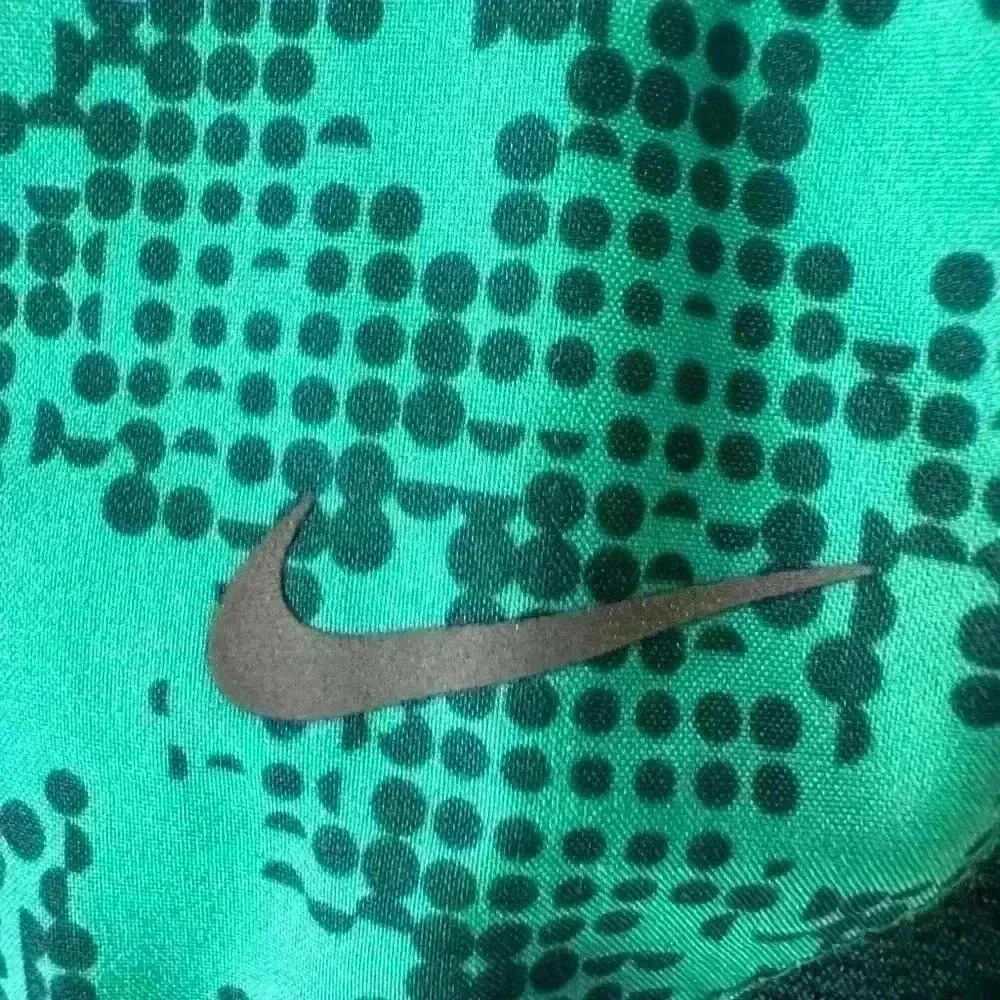 Nike Women's Running Shorts (160)​ - Picture 7 of 10